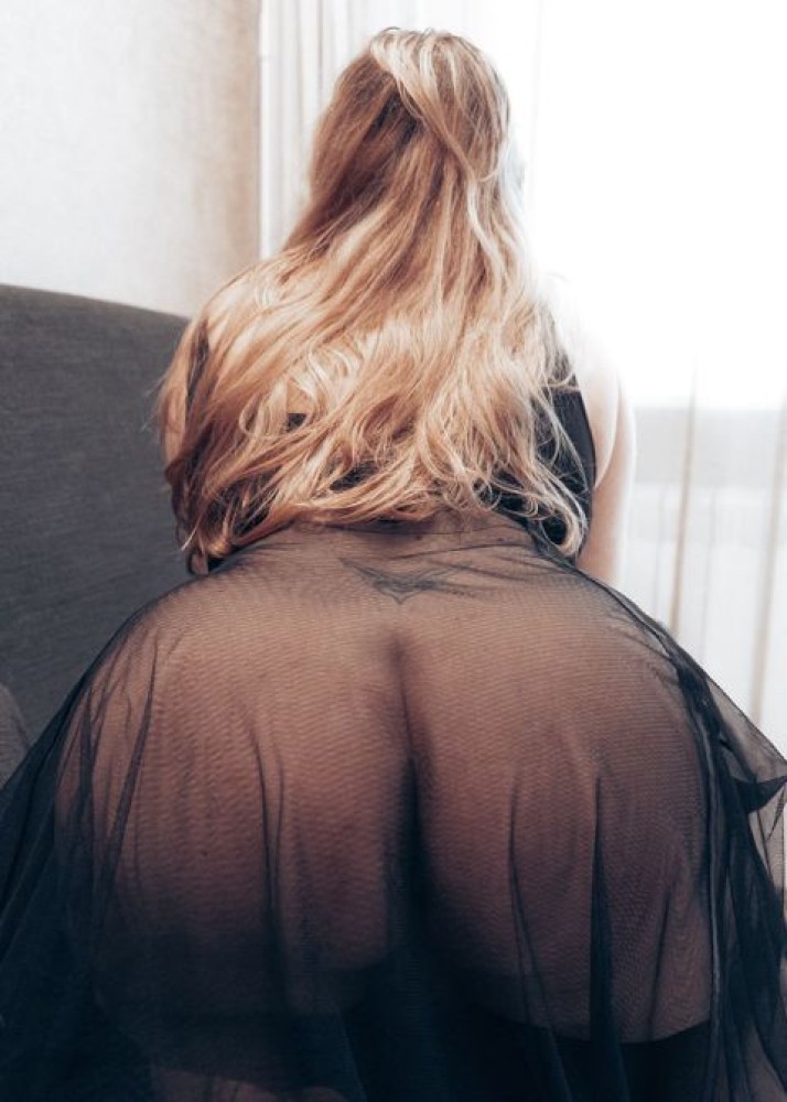 Индивидуалка Алёна фото № 4 в городе Волжск